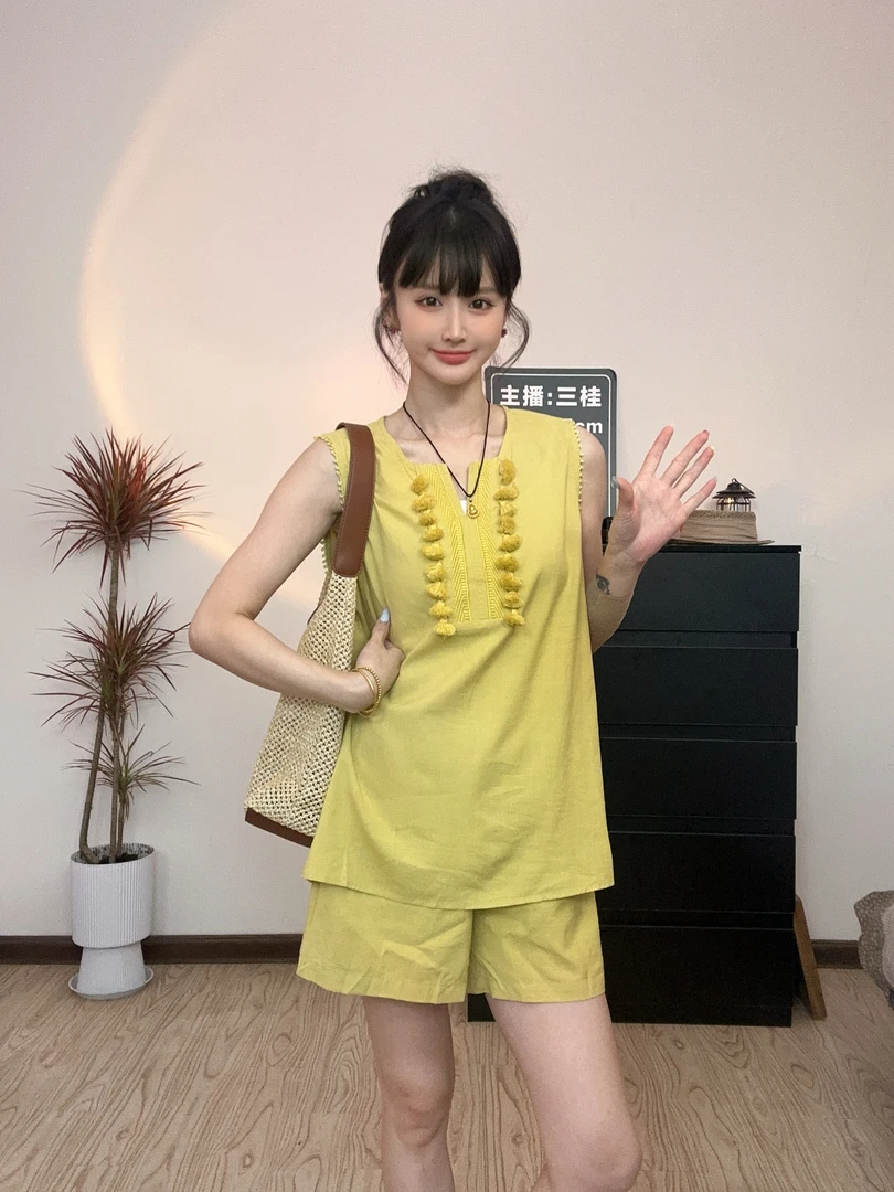 2537韩系流苏V领设计2025夏季新款别致慵懒宽松百搭纯色无袖套装