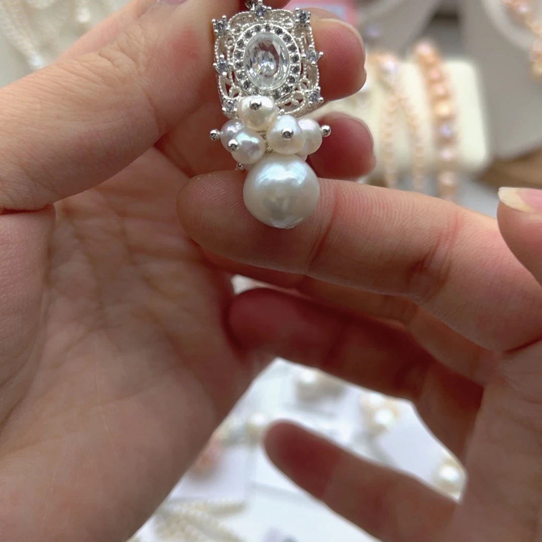 颈饰未镶嵌淡水珍珠