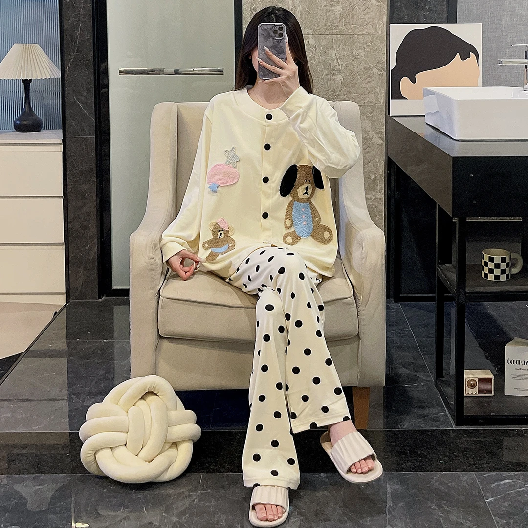 2025年新款德绒睡衣女秋冬季加厚保暖黑色波点可爱学生家居服套装