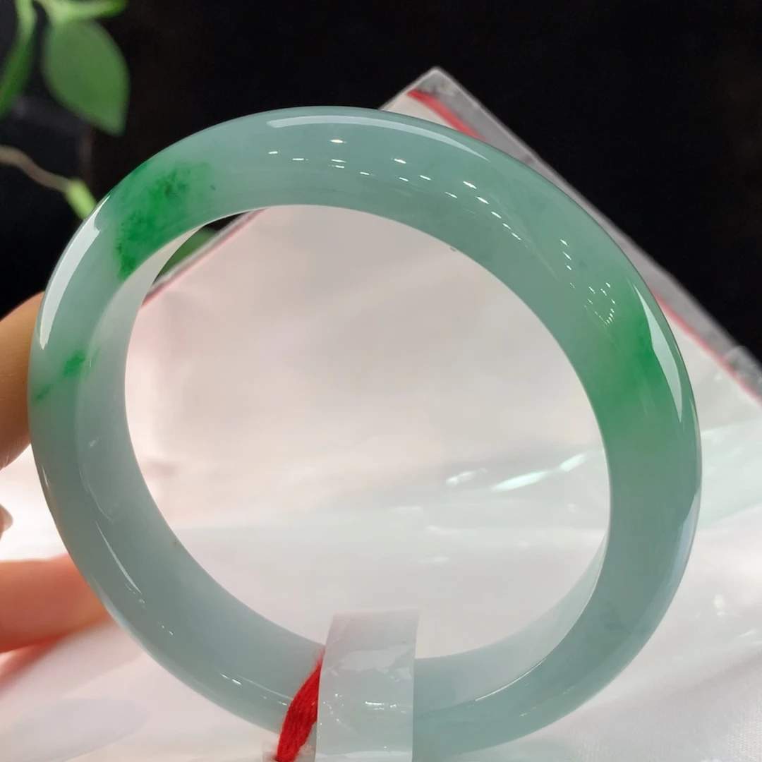 翡翠手镯未镶嵌111-1916