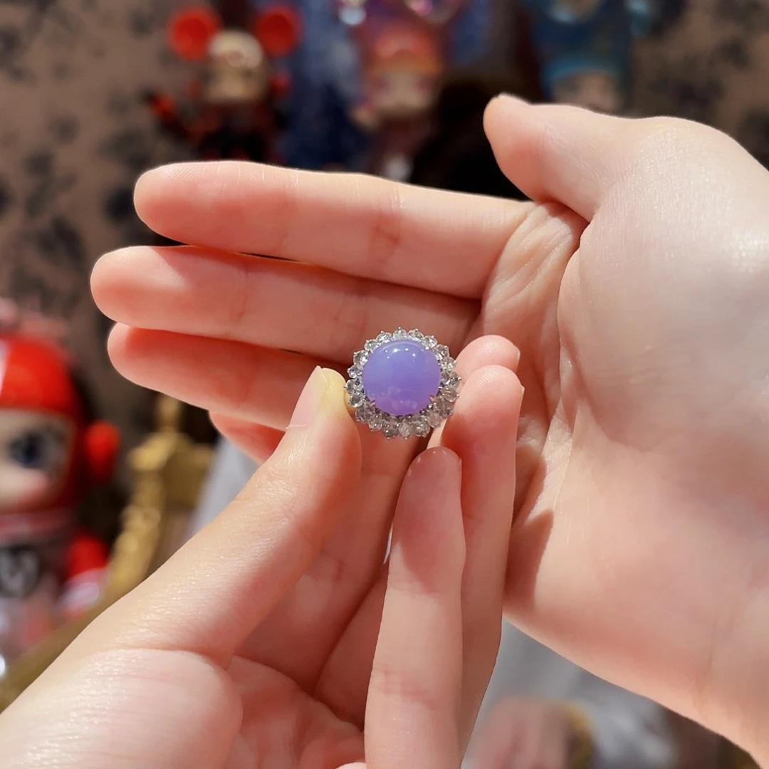 翡翠戒指18K金镶嵌戒指