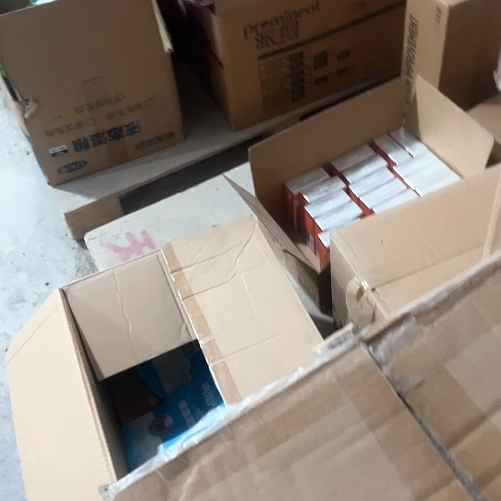 呼****呀天成幼猫猫粮1kg【9月到期】