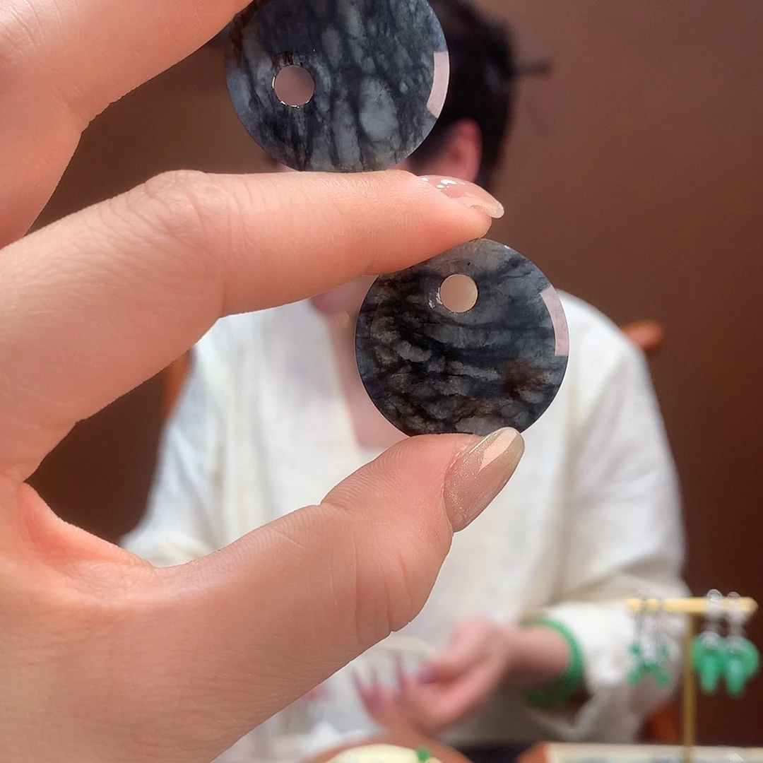 翡翠未镶嵌耳饰耳饰