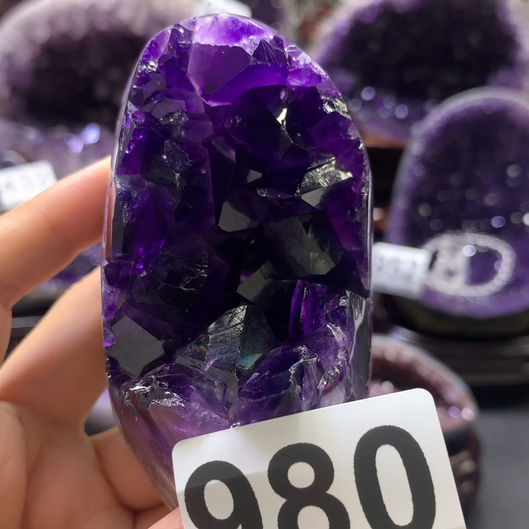 未镶嵌水晶大型摆件（非配饰）