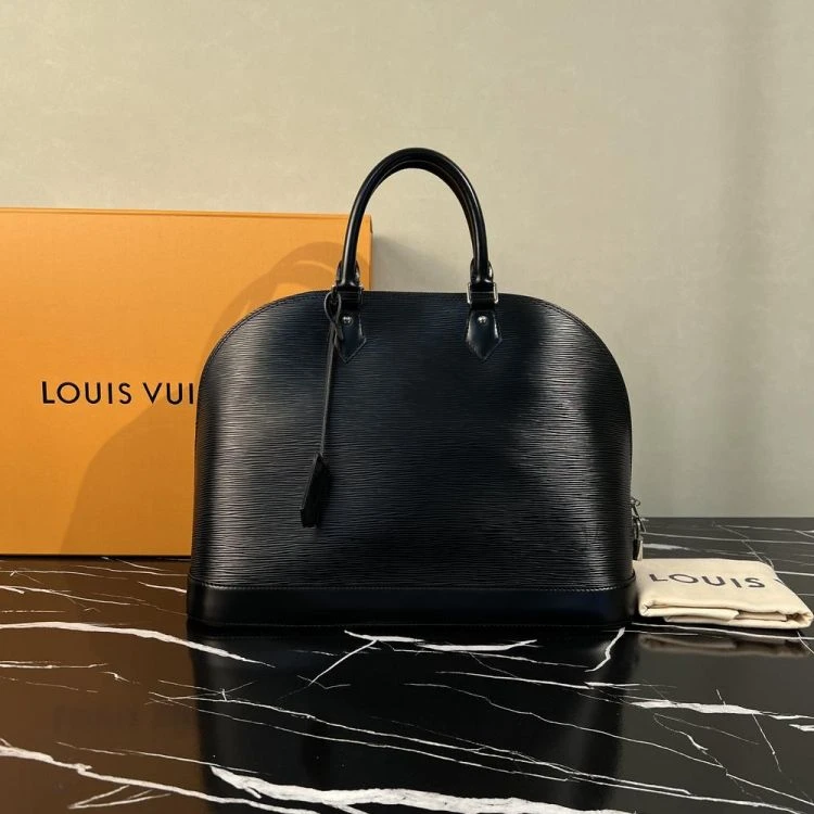 95新/路易威登/C8351090132/[MQR1109B0009]