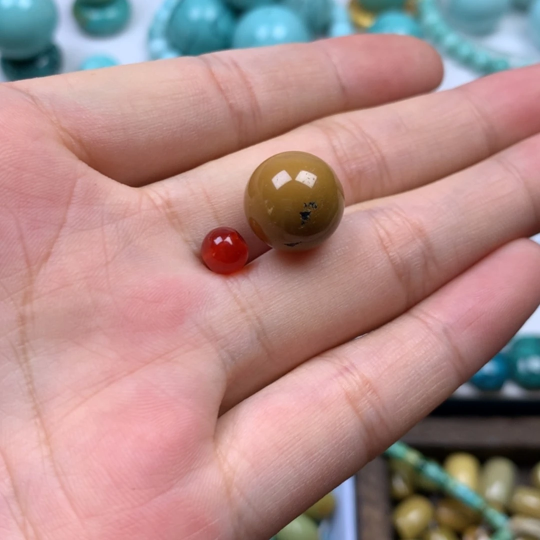 【闪购商品】南红玛瑙未镶嵌珠宝奇石