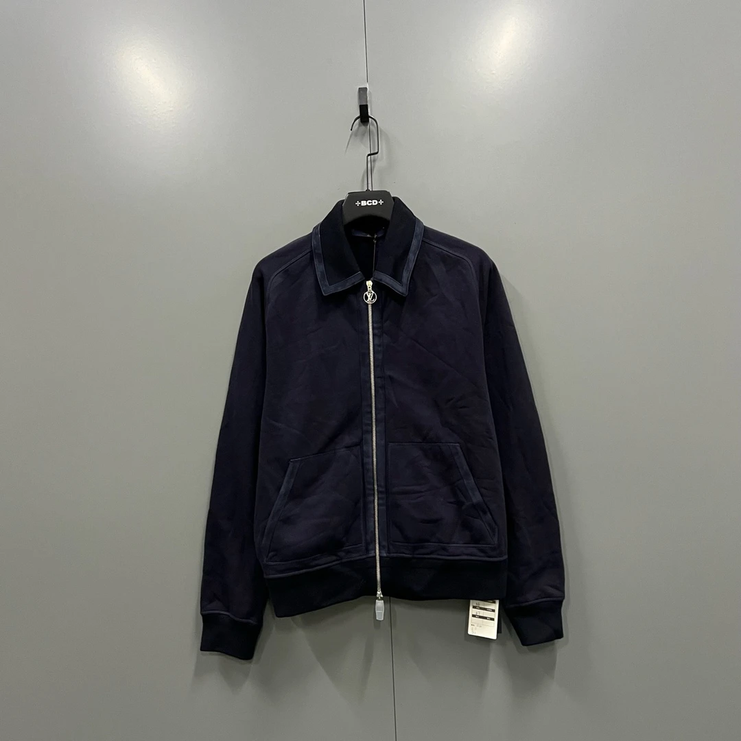 99新 LouisVuitton/路易威登 q213藏青色翻领拉链外套 S码