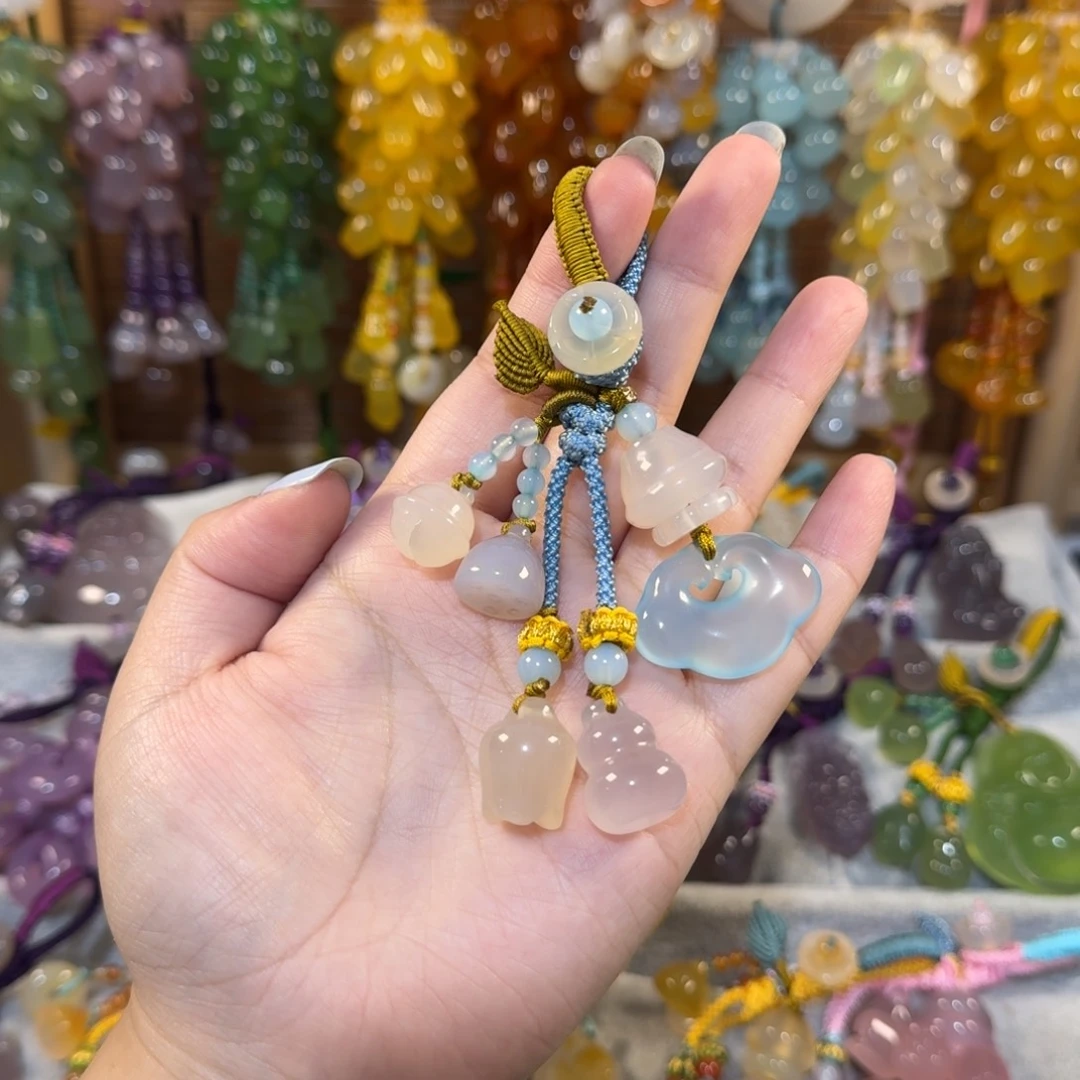 玛瑙/玉髓未镶嵌钥匙挂件