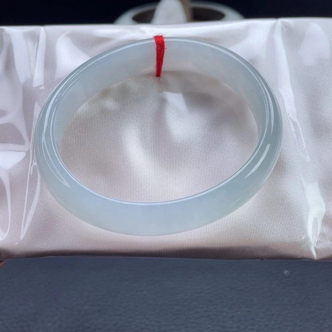 翡翠未镶嵌手镯贵妃56