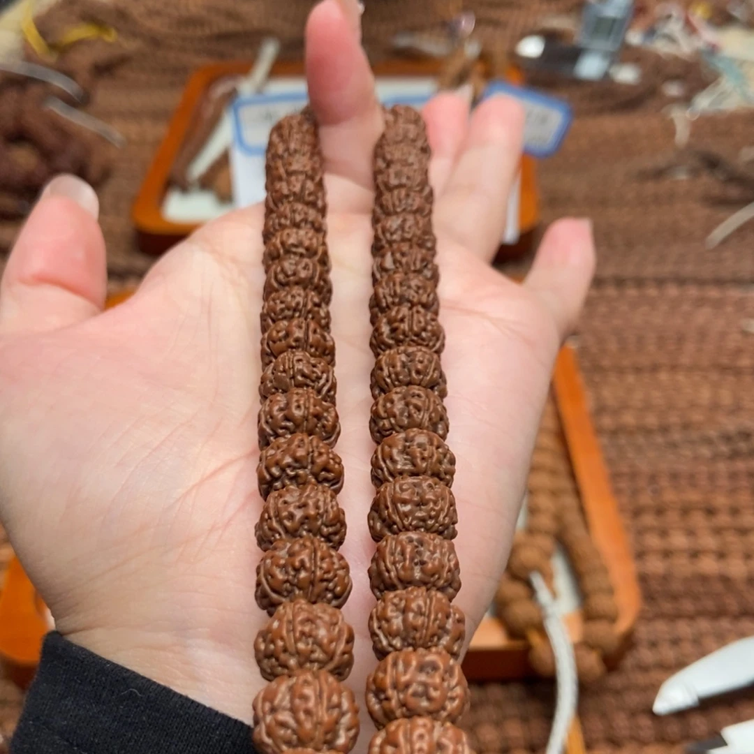 浩***浩吊坠金刚菩提老树王手持