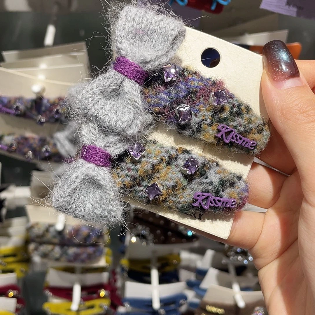 非金属紫色蝴蝶结椭圆