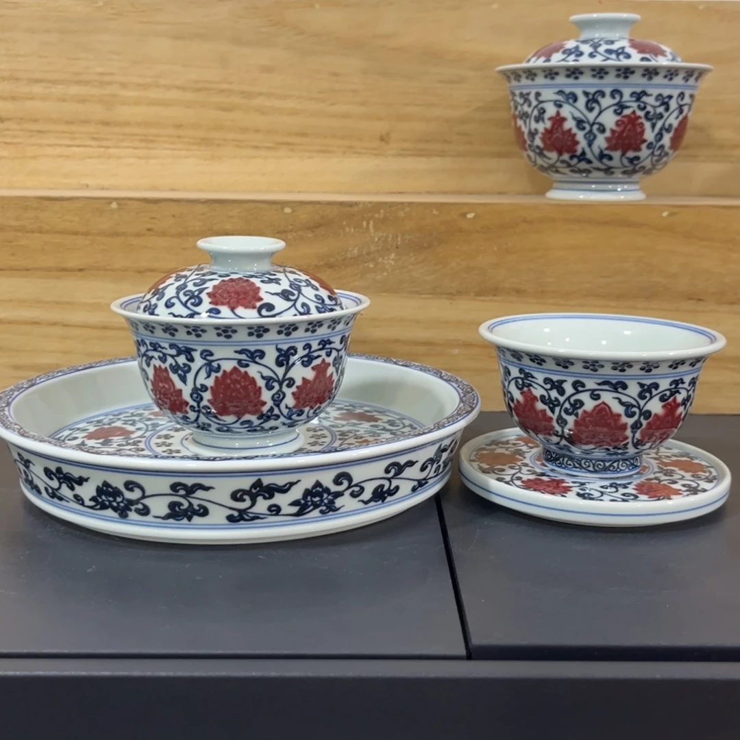 永乐青花釉里红缠枝莲