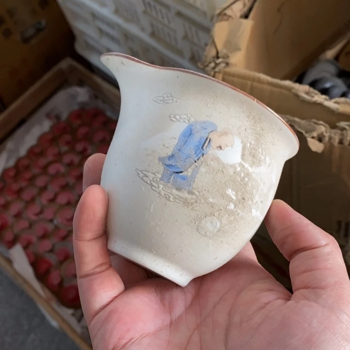 陶瓷艺术品及陶瓷壶壶