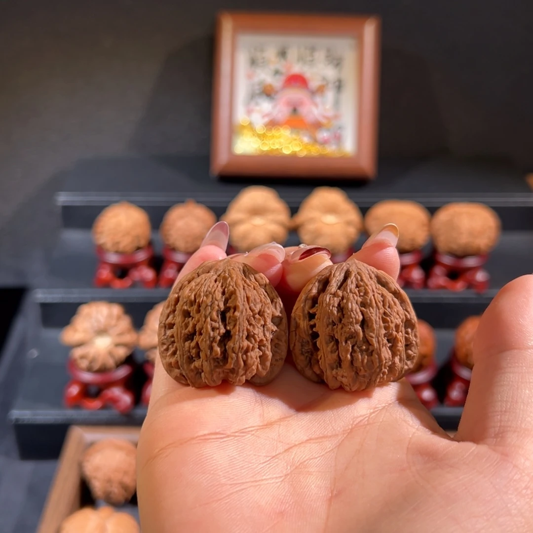 文玩核桃把件蜜纹35