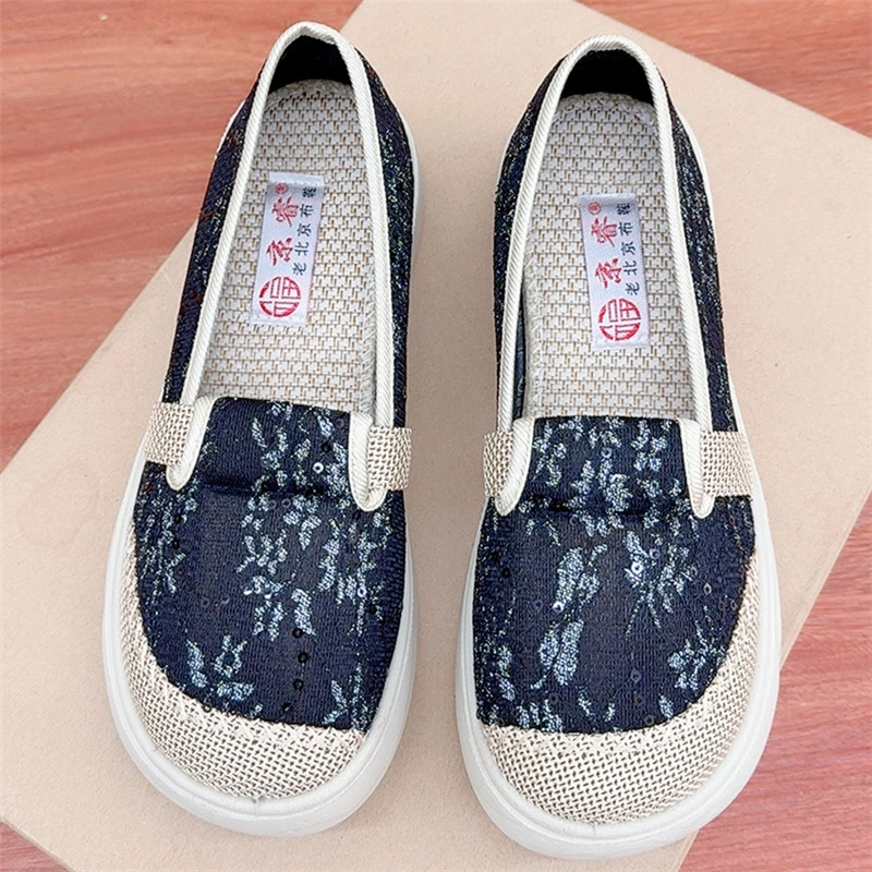 2025年夏季新款老北京布鞋女时尚网纱单鞋一脚蹬懒人鞋舒适透气