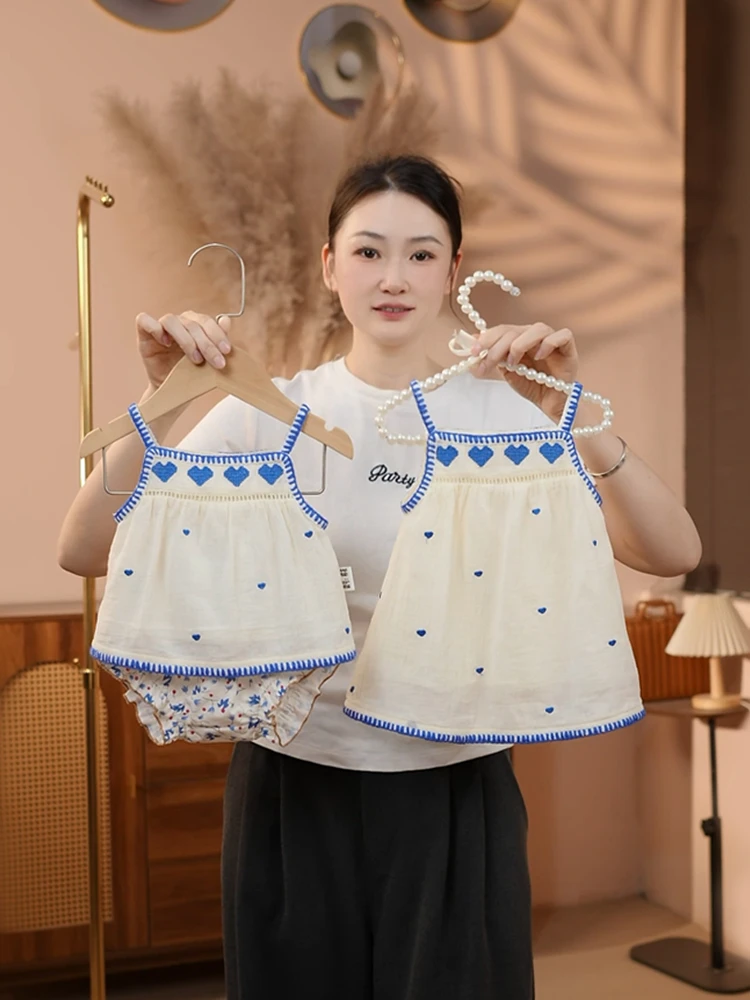 2025婴儿夏季新款包屁衣女宝宝夏装薄款吊带连衣裙外出哈衣爬服