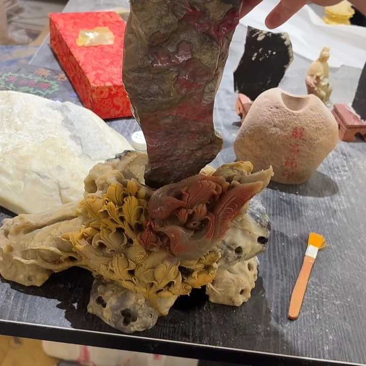 智***肥昌化石昌化田黄鸡血摆件