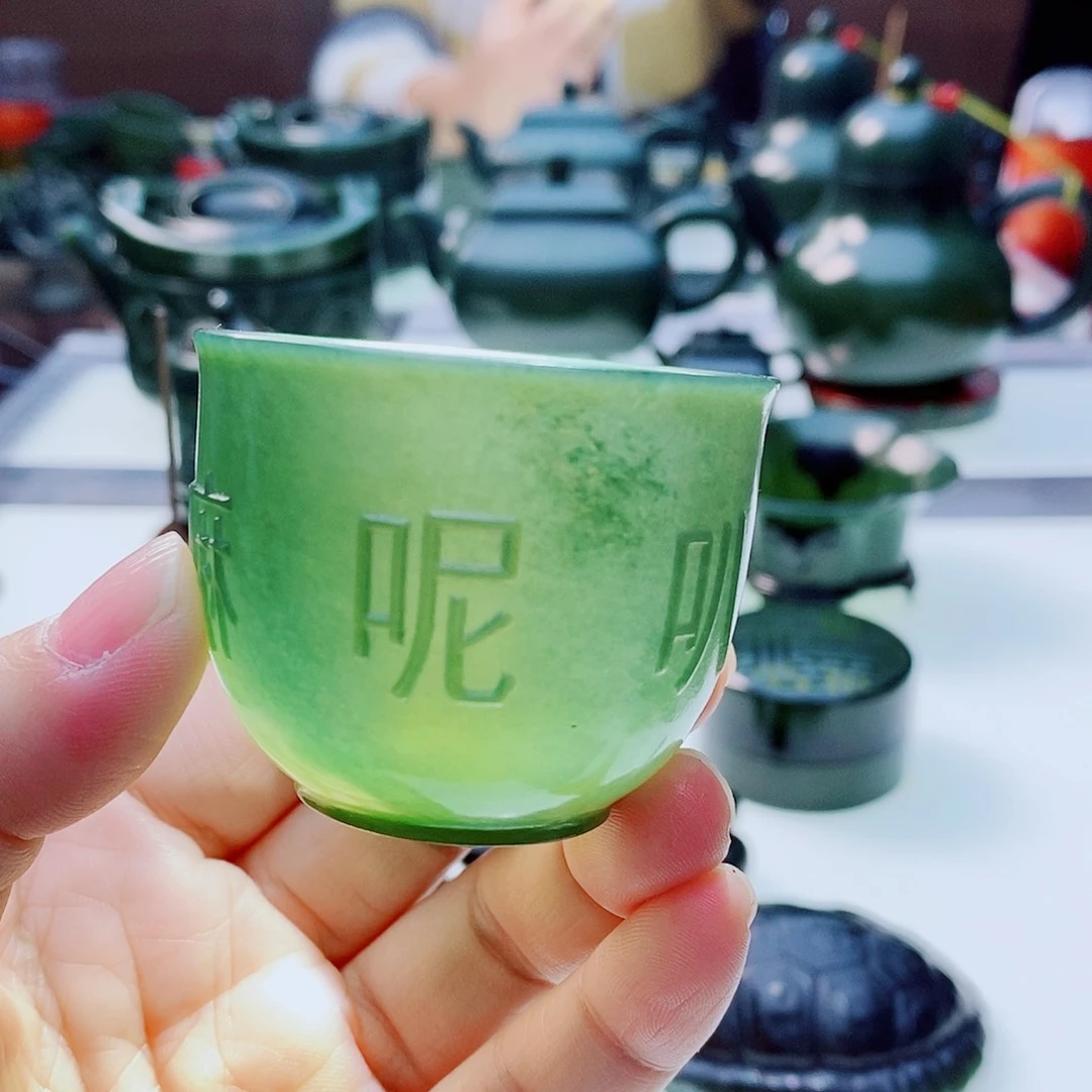 未镶嵌和田玉摆件