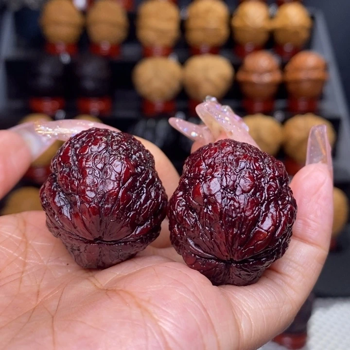 文玩核桃把件小霸王67号