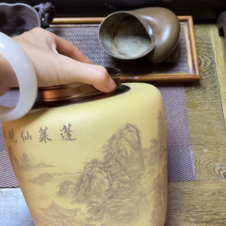 茶壶紫砂全手工打造