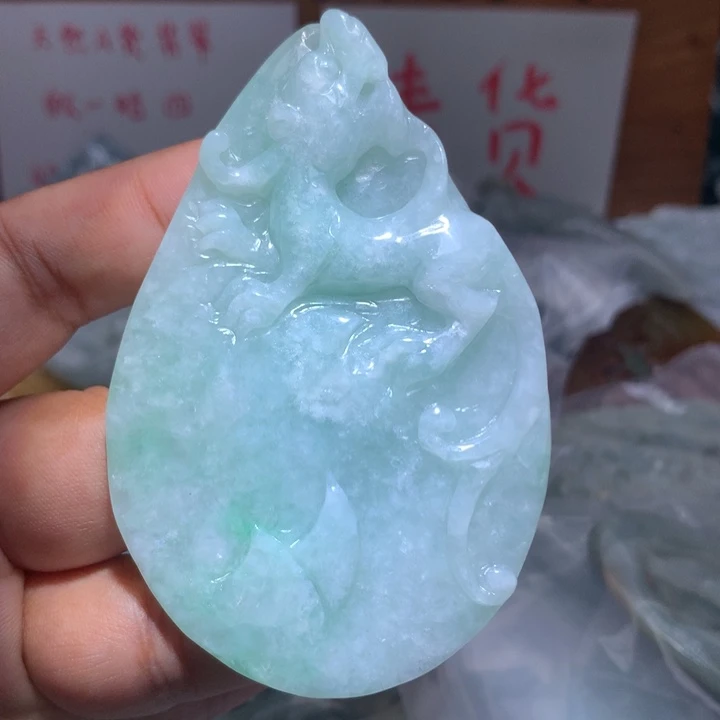 翡翠未镶嵌颈饰保真天然A货翡翠
