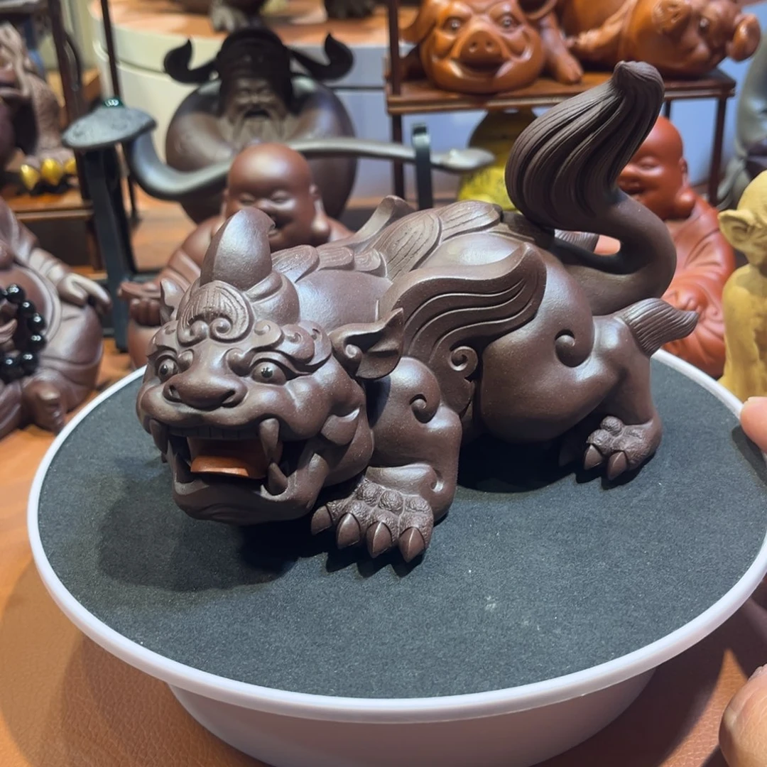紫砂茶宠紫砂茶宠摆件。