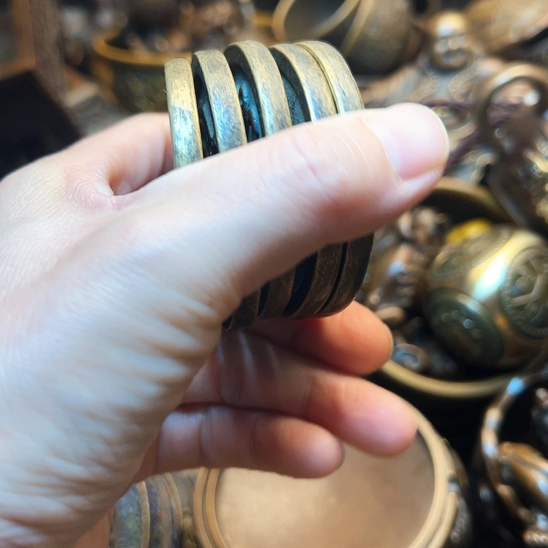 精美铜器工艺品等