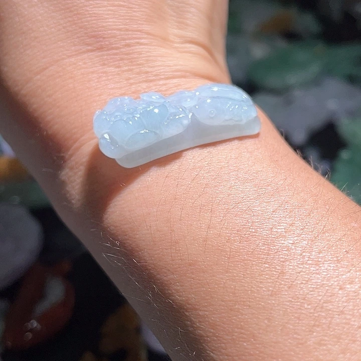 颈饰未镶嵌翡翠天