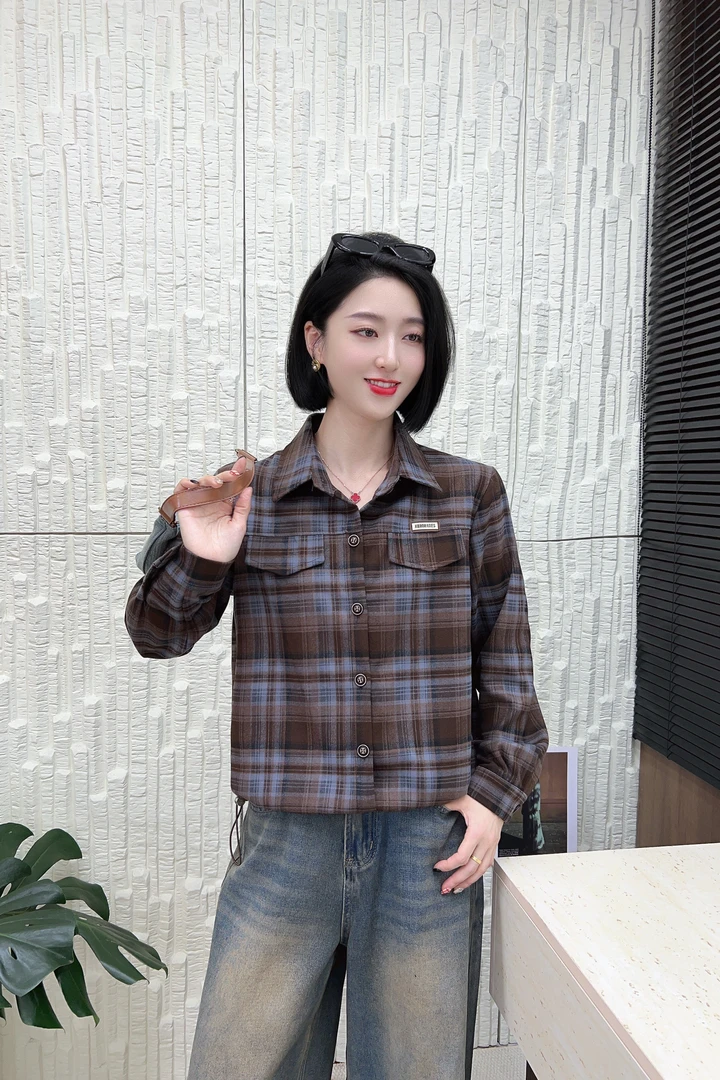 5518长袖简约秋季衬衫