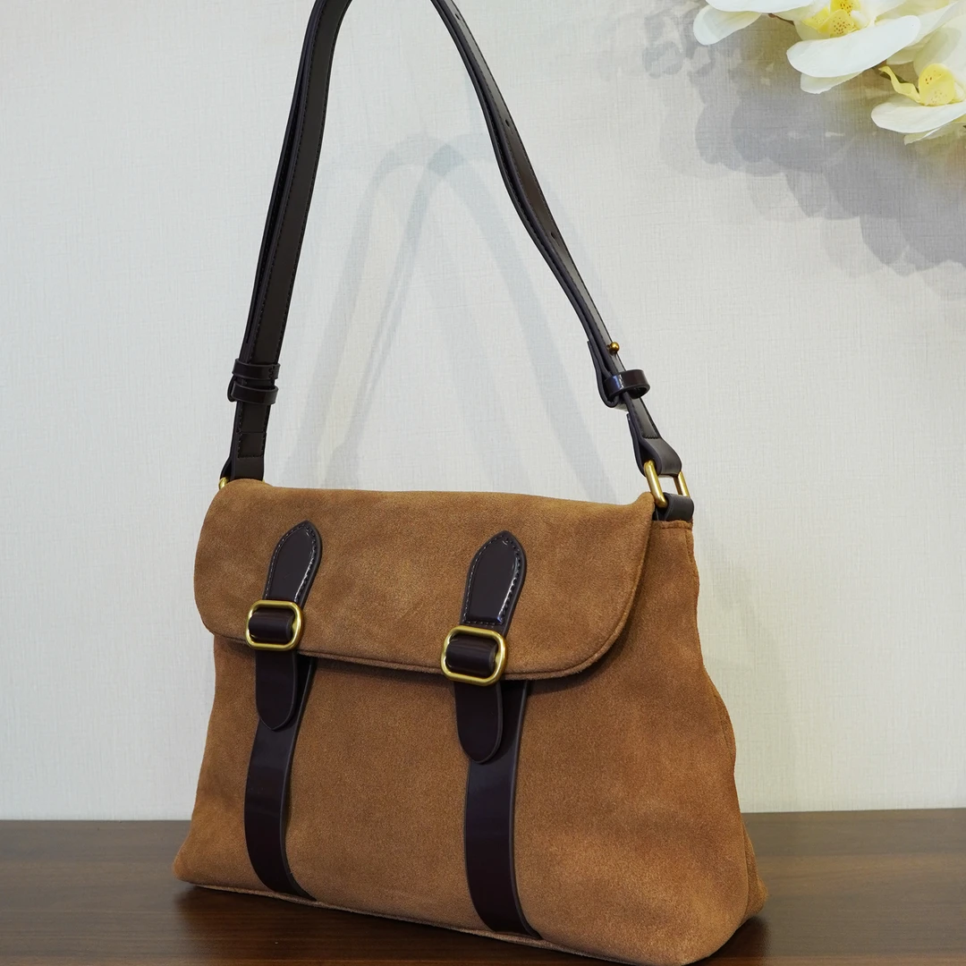 174 韩国小众复古绒面斜跨邮差包ET