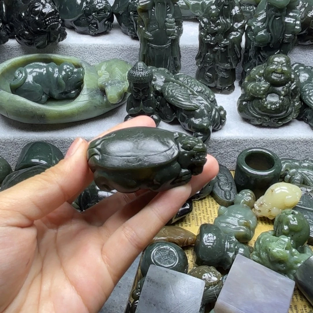 和田玉（糖玉）未镶嵌颈饰