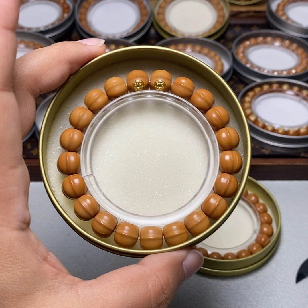 猴头核桃手串58号18k双标鲨鱼鳍11左右