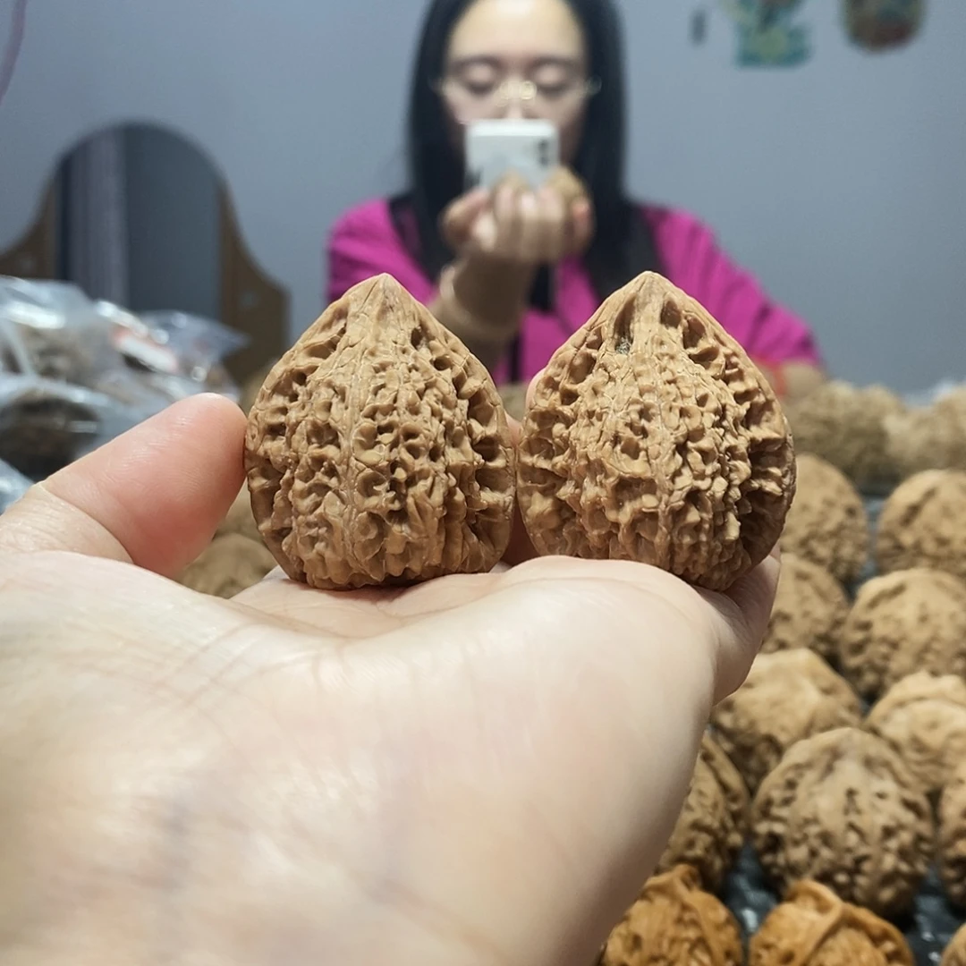 桃核吊坠狮子毛35+