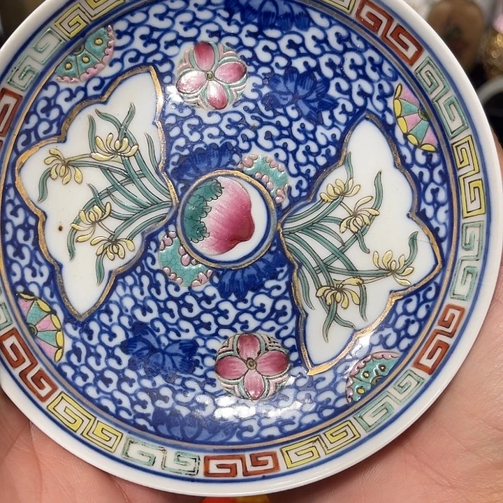 深***翔摆件青花瓷器的制作工艺与