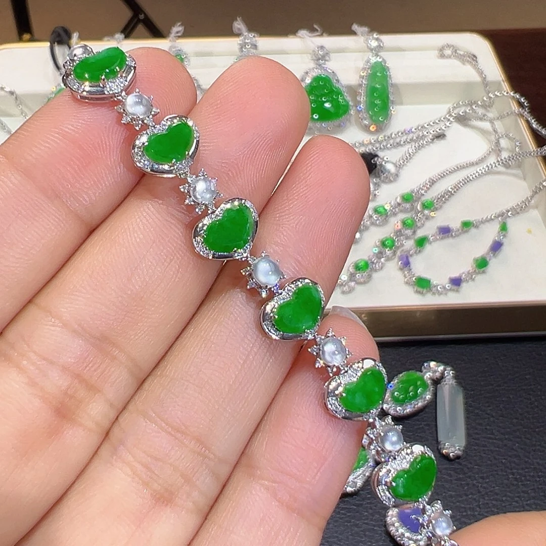 翡翠18K金镶嵌手链