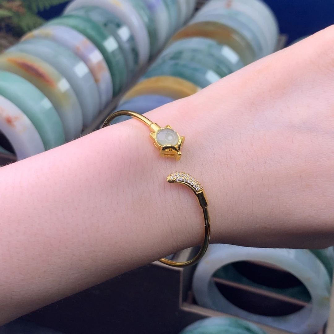 翡翠未镶嵌手镯手镯