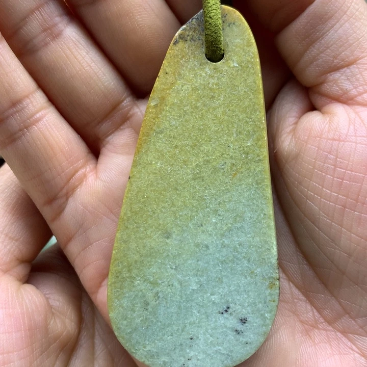 【闪购商品】岫岩河磨玉（透闪石质玉）未镶嵌挂件