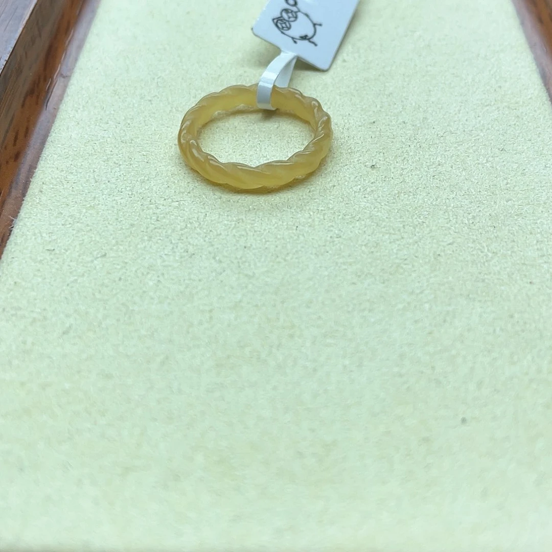 和田玉戒指未镶嵌啊*糖色麻花11号