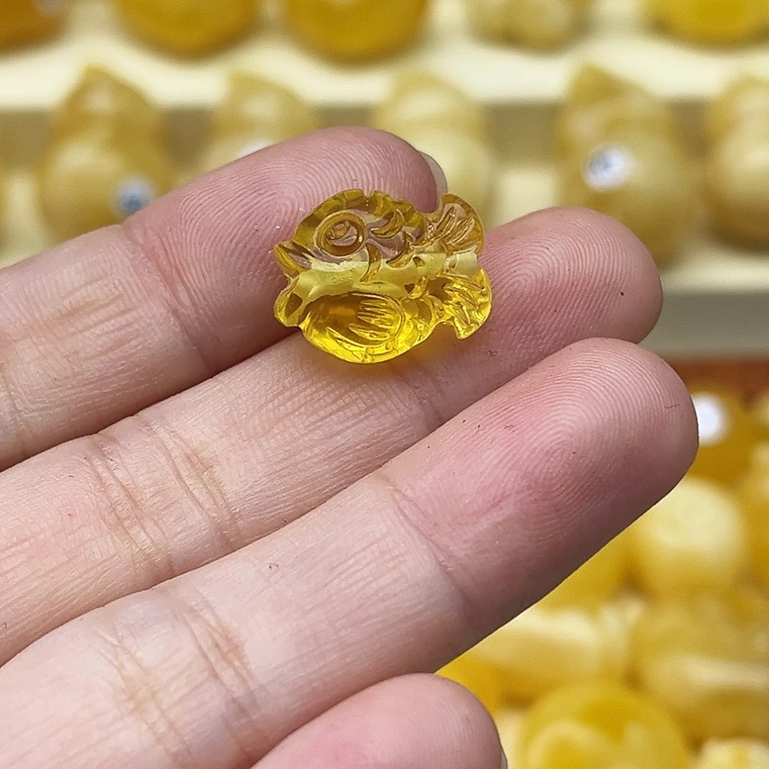 蜜蜡未镶嵌裸石配饰