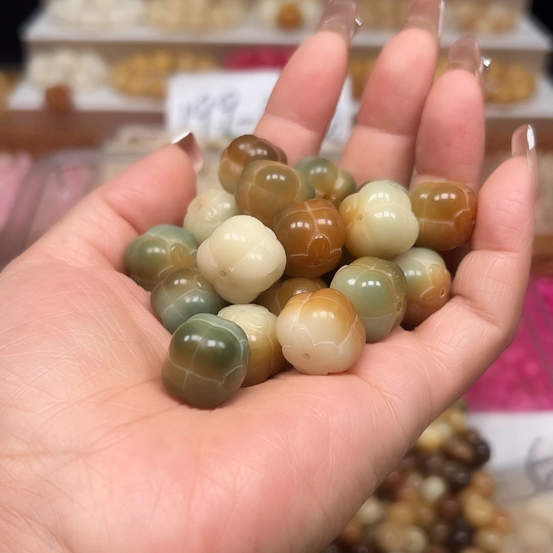 手串菩提根/象牙果瑕疵卡14左右敦煌柿子20颗有裂