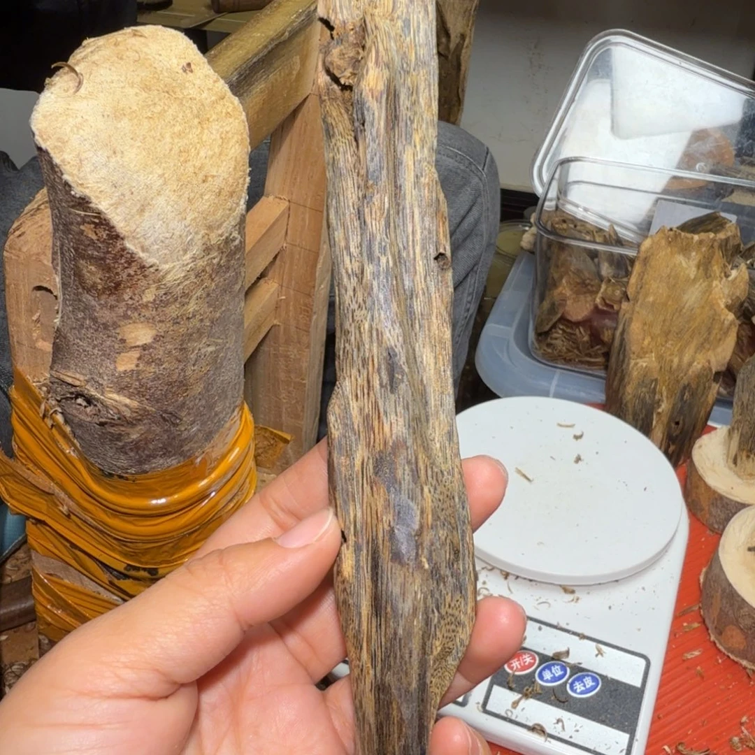 棋楠沉香白奇块料38k