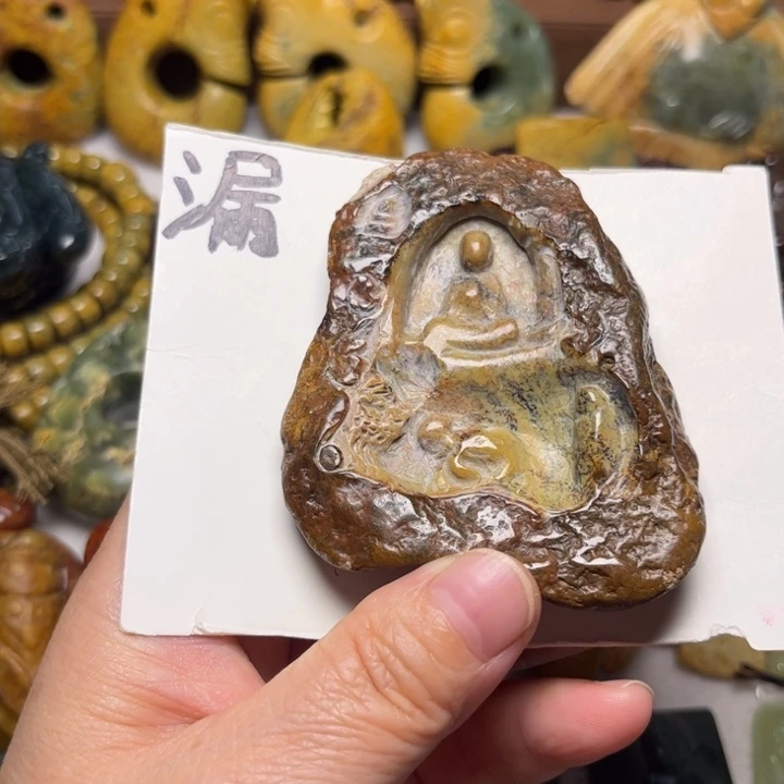 岫岩河磨玉（透闪石质玉）未镶嵌珠宝奇石