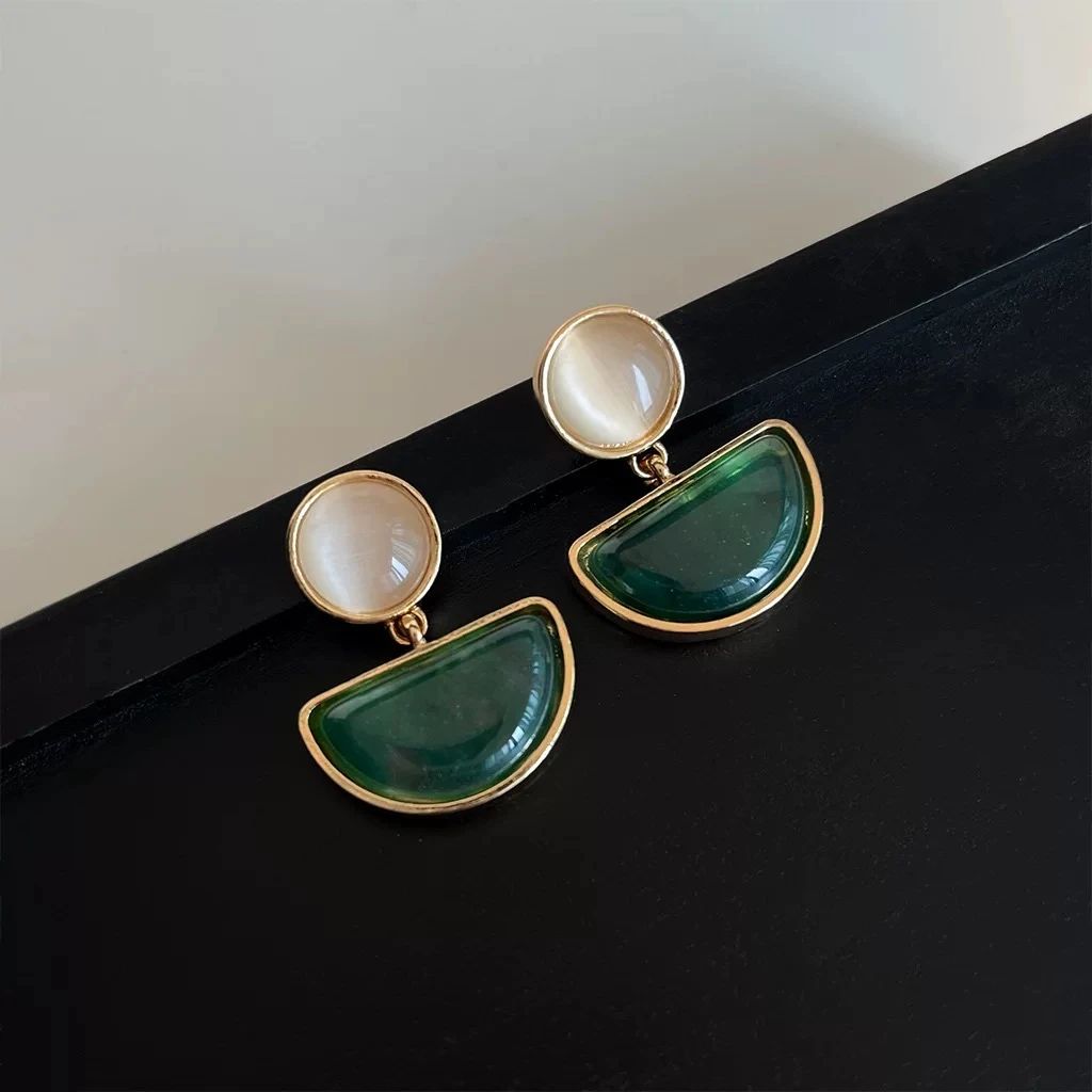 铜合金耳饰 【576】绿野仙踪复古不规则晕染树脂半圆气质耳饰法式