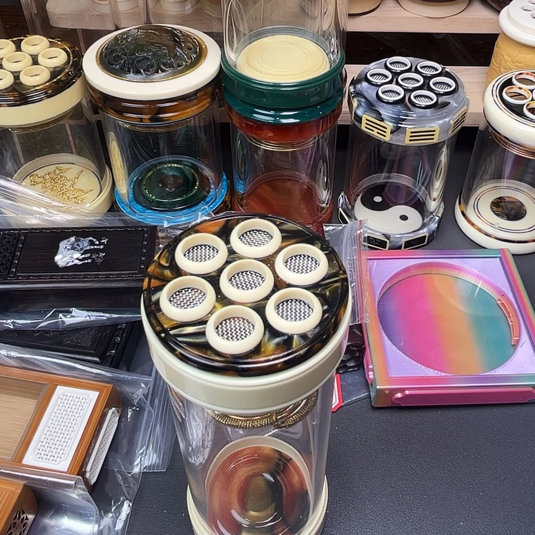 一同江山蝈蝈罐哈哈