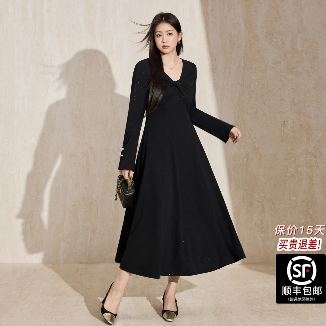 大码女装法式优雅扭结设计V领连衣裙2025秋冬新款黑色气质茶歇裙