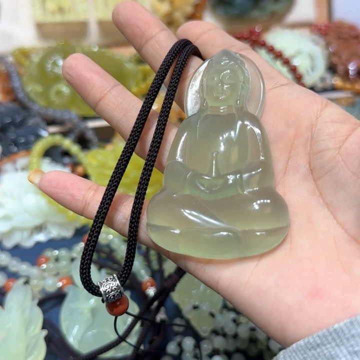 合金蛇纹石玉吊坠
