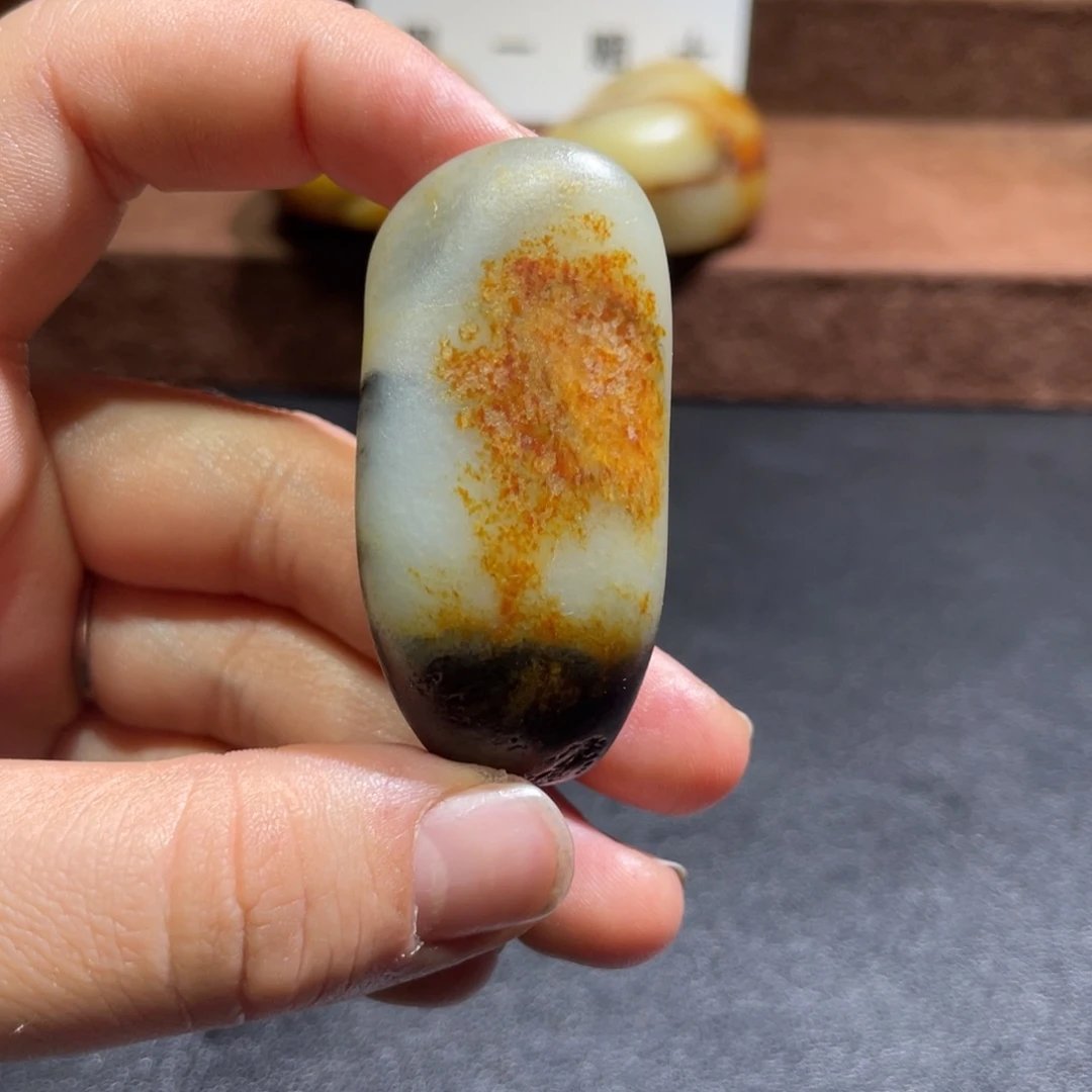 大***罗和田玉（糖玉）未镶嵌挂件