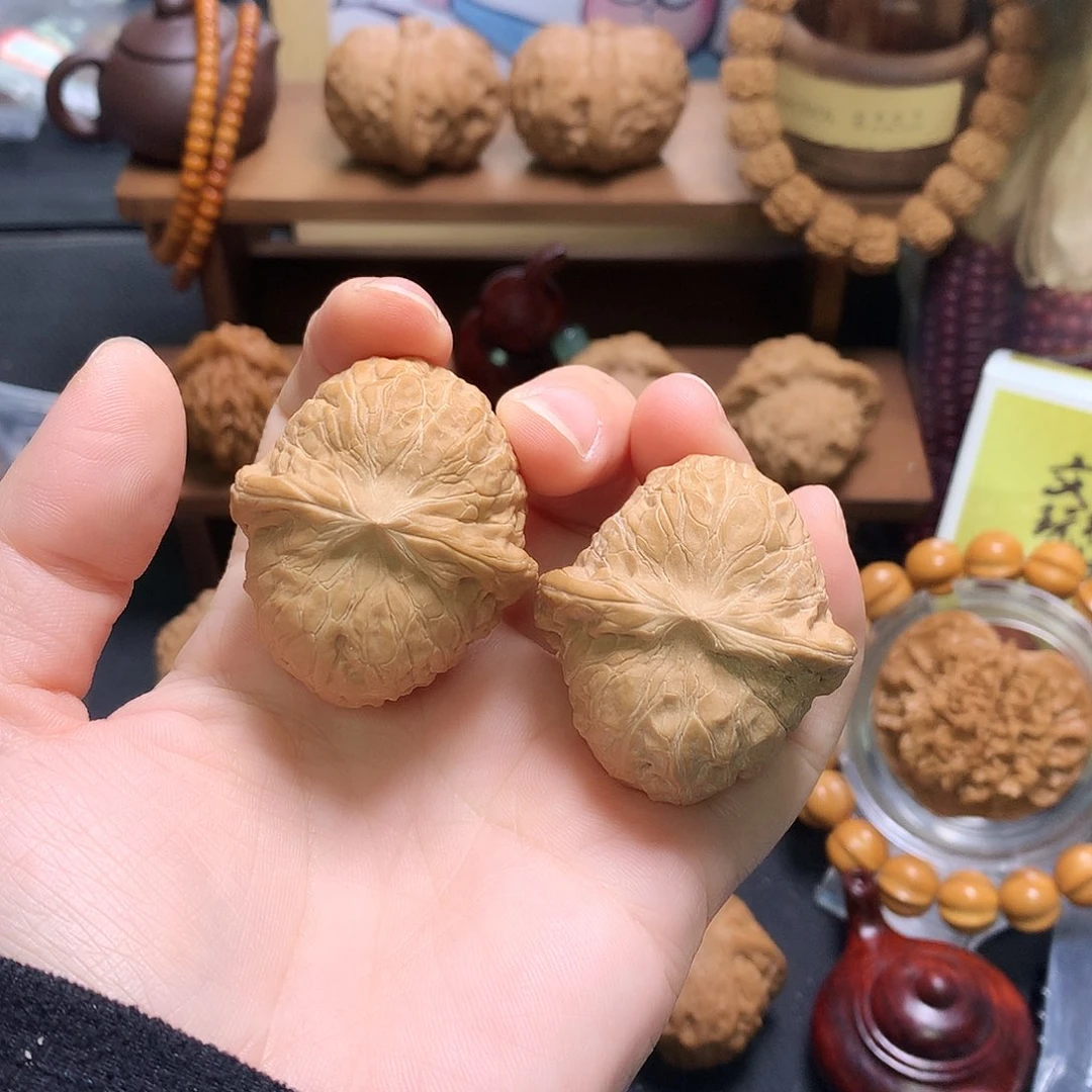 文玩核桃吊坠据****察南瓜38