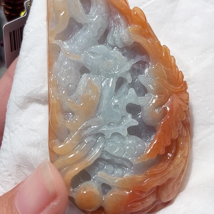 翡翠未镶嵌颈饰挂件