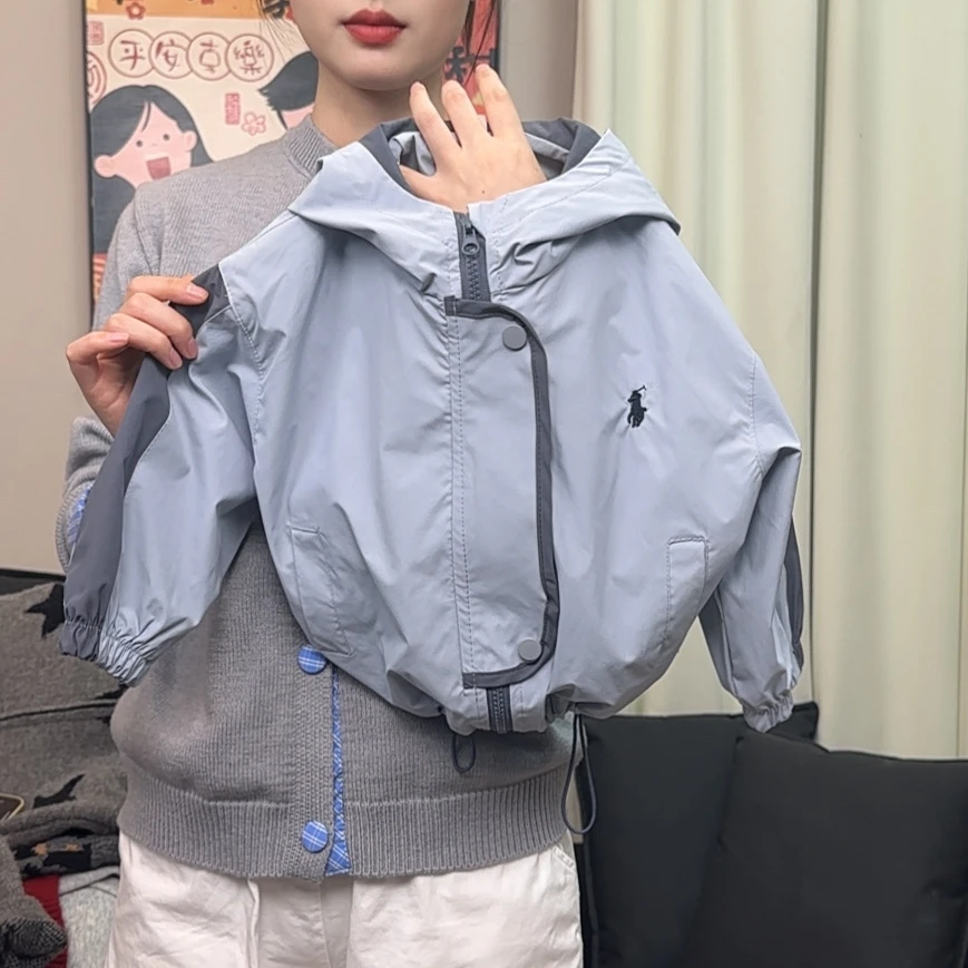 亲子款刺绣男女童外套春秋款2025新款儿童防风男女孩时髦冲锋衣